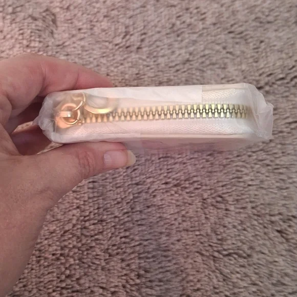 Strawberry Shortcake Wallet - Picture 6 of 6